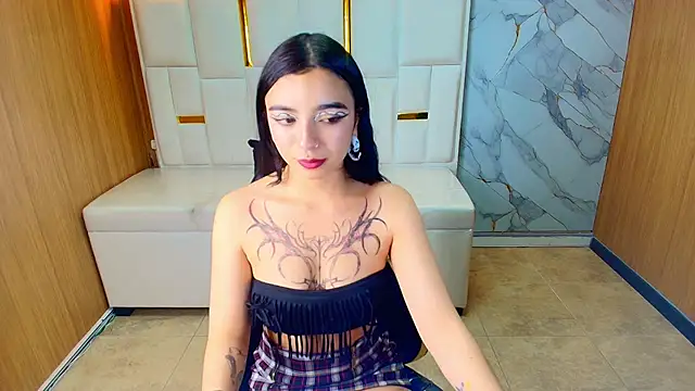 Snapshot of Samantha_petite_tf chatting on May 2026 03:25:01 AM Samantha petite tf online show from May 2026 03:25:01 AM