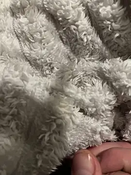 Snapshot of hotbuy2311 chatting on April 2026 05:56:02 AM hotbuy2311 online show from April 2026 05:56:02 AM