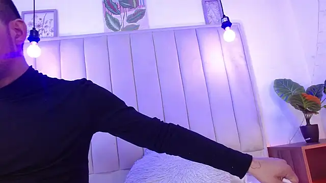 aji golds online show from April 2026 08:17:02 PM