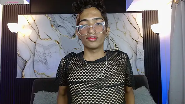 triiangel latinboy online show from April 2026 01:19:02 AM