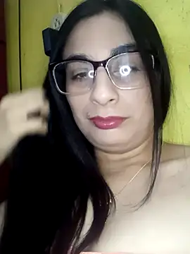 Perlizz 95 online show from May 2026 06:12:02 PM