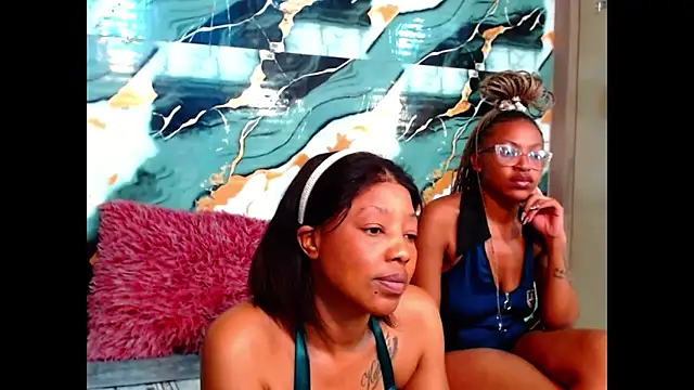 Snapshot of choclatelips_xxx chatting on June 2026 09:35:02 AM choclatelips xxx online show from June 2026 09:35:02 AM