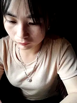 Snapshot of Maianly chatting on April 2026 02:39:01 AM Maianly online show from April 2026 02:39:01 AM