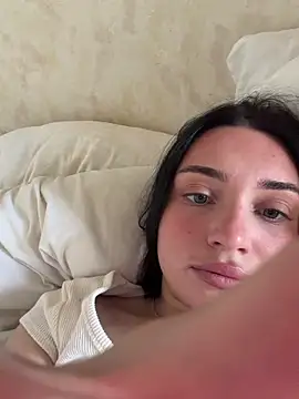 Snapshot of LucyHotty_ chatting on May 2026 07:59:02 AM LucyHotty online show from May 2026 07:59:02 AM