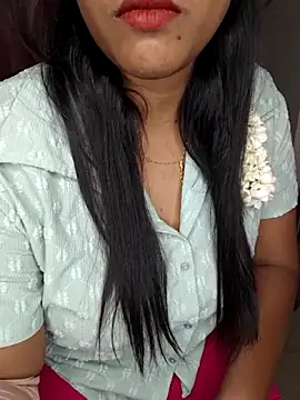 Snapshot of Tamilmoon006 chatting on July 2026 12:44:02 PM Tamilmoon006 online show from July 2026 12:44:02 PM