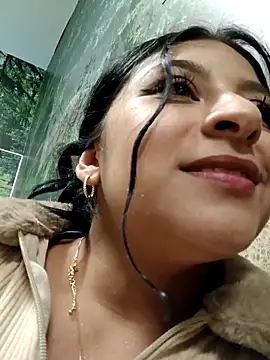 Snapshot of Arianha_segura chatting on April 2026 05:17:01 PM Arianha segura online show from April 2026 05:17:01 PM