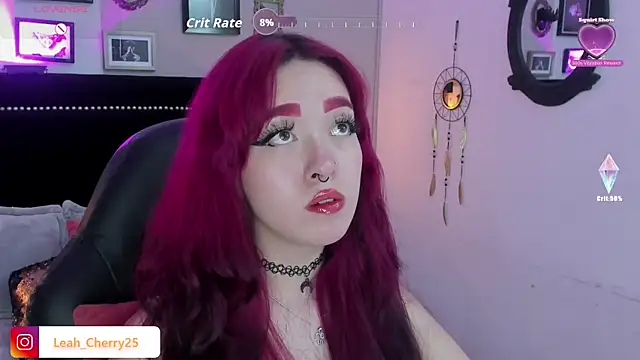 Snapshot of Leah_cherry chatting on June 2026 05:12:01 AM Leah cherry online show from June 2026 05:12:01 AM