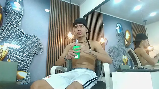 Skinny cute Alyer online show from May 2026 02:08:01 AM