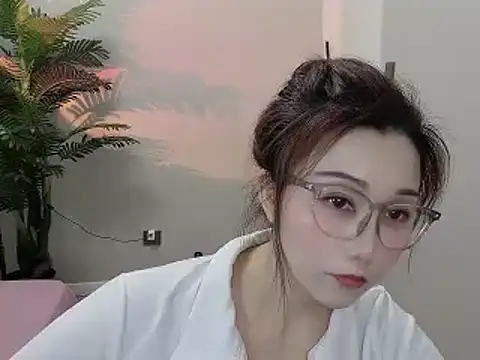 Snapshot of Yunxi- chatting on April 2026 01:01:02 PM Yunxi- online show from April 2026 01:01:02 PM