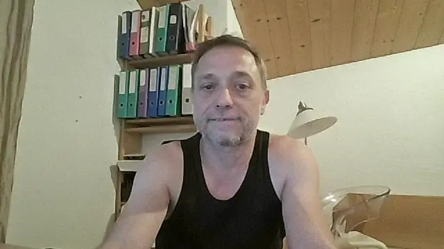 Snapshot of nue52 chatting on July 2026 09:32:02 PM nue52 online show from July 2026 09:32:02 PM