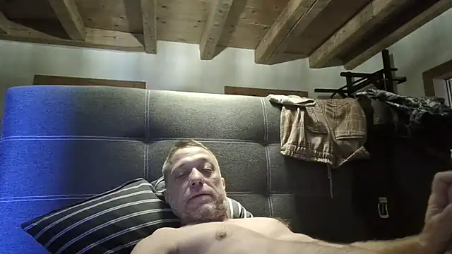 Snapshot of nue52 chatting on August 2026 10:28:02 AM nue52 online show from August 2026 10:28:02 AM
