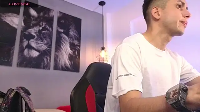 Zack isback online show from July 2026 07:42:01 PM
