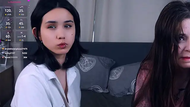 Snapshot of ReynaGrinvalsky chatting on June 2026 09:21:02 AM ReynaGrinvalsky online show from June 2026 09:21:02 AM