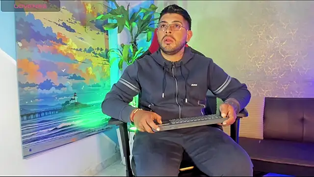 Snapshot of Im_Axiel chatting on April 2026 12:17:01 AM Im Axiel online show from April 2026 12:17:01 AM