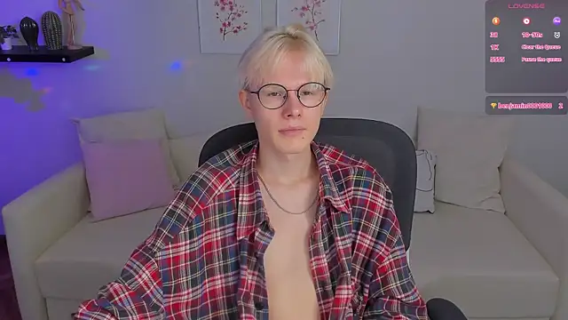 Snapshot of Liam_Blair chatting on July 2026 09:50:02 AM Liam Blair online show from July 2026 09:50:02 AM