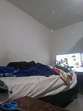 angelplu online show from April 2026 06:02:01 PM