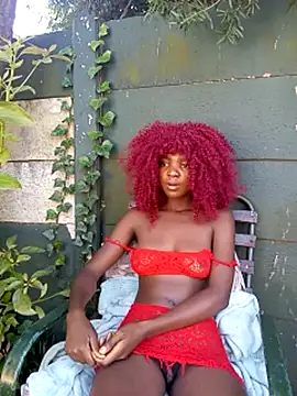 Snapshot of PetiteEbonyBabe_ chatting on May 2026 07:14:01 AM PetiteEbonyBabe online show from May 2026 07:14:01 AM