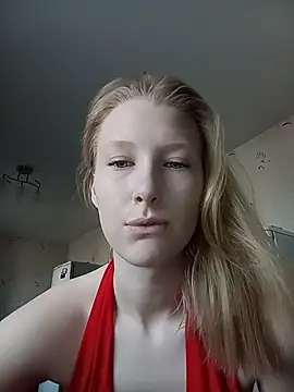 Snapshot of Tanya_Savel chatting on April 2026 01:14:01 AM Tanya Savel online show from April 2026 01:14:01 AM