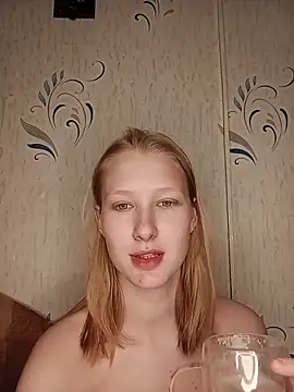 Snapshot of Tanya_Savel chatting on May 2026 06:26:02 PM Tanya Savel online show from May 2026 06:26:02 PM
