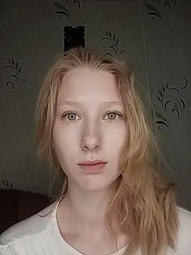 Snapshot of Tanya_Savel chatting on May 2026 06:35:01 PM Tanya Savel online show from May 2026 06:35:01 PM