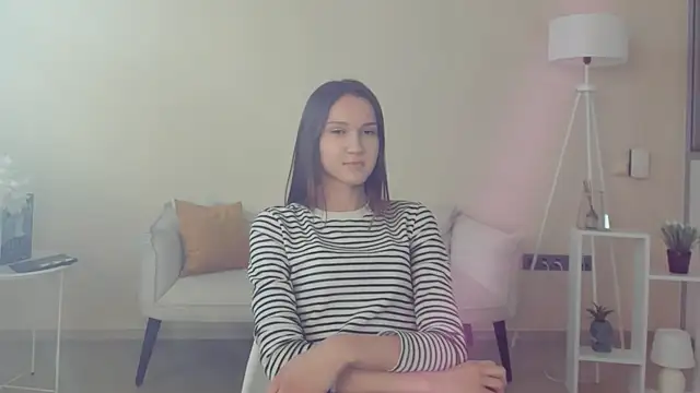 Snapshot of MellieLaliberte chatting on April 2026 01:51:02 PM MellieLaliberte online show from April 2026 01:51:02 PM