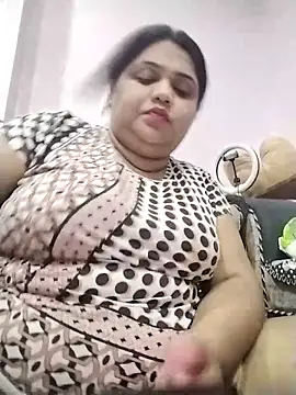 hotsilk21 online show from June 2026 07:11:01 PM