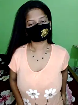 Snapshot of black-woman chatting on May 2026 04:07:02 AM black-woman online show from May 2026 04:07:02 AM