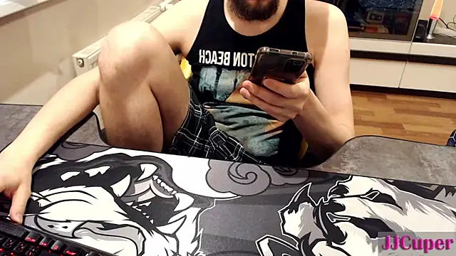 JJCuper online show from April 2026 02:40:01 PM