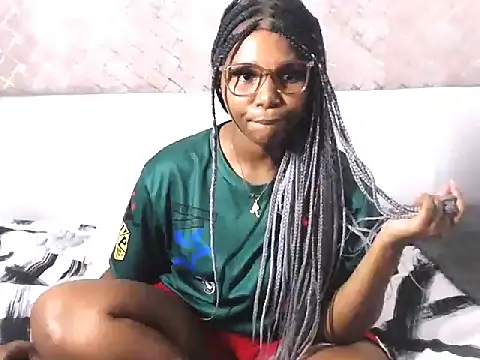 Snapshot of Darrkdeeva669 chatting on April 2026 04:33:02 PM Darrkdeeva669 online show from April 2026 04:33:02 PM