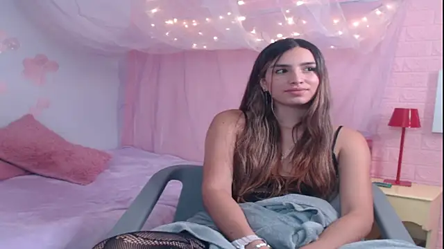 AmaraSaint online show from June 2026 11:31:02 PM