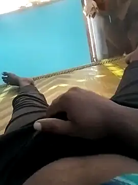 Snapshot of Royal_12340 chatting on April 2026 03:02:01 AM Royal 12340 online show from April 2026 03:02:01 AM