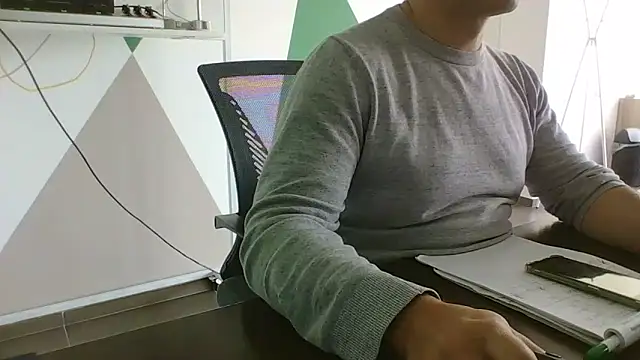 brunosso85ita online show from April 2026 02:57:01 PM