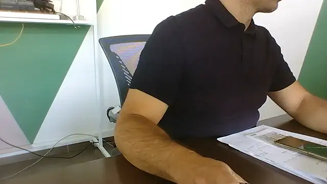 brunosso85ita online show from June 2026 08:09:02 AM