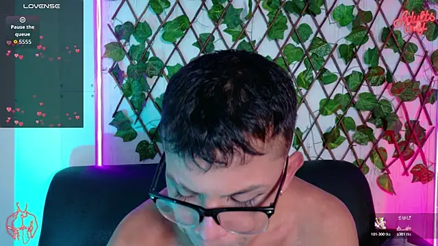 Snapshot of Apolo_Prince1 chatting on April 2026 10:25:02 PM Apolo Prince1 online show from April 2026 10:25:02 PM