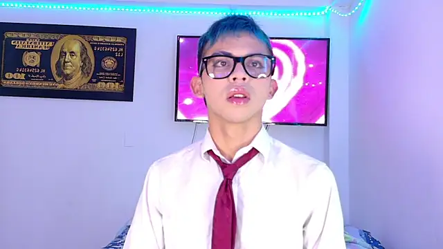 Apolo Prince1 online show from May 2026 11:35:02 PM