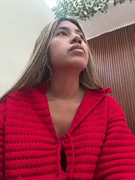 Kimmiebellarie online show from May 2026 01:16:02 PM