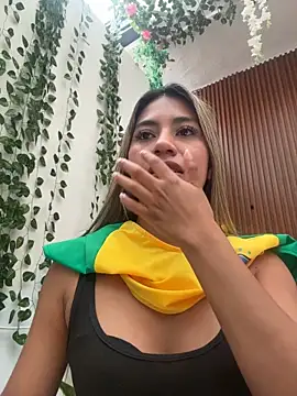 Snapshot of Kimmiebellarie chatting on June 2026 01:14:01 PM Kimmiebellarie online show from June 2026 01:14:01 PM
