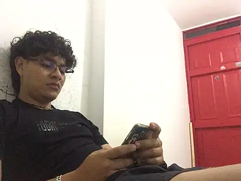 Snapshot of xhecho_uzumaki chatting on June 2026 04:03:02 AM xhecho uzumaki online show from June 2026 04:03:02 AM