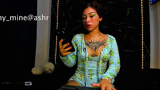 Snapshot of Ashnikko___ chatting on June 2026 01:54:01 AM Ashnikko online show from June 2026 01:54:01 AM