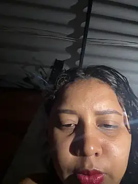 Snapshot of Ninibella chatting on April 2026 03:45:01 AM Ninibella online show from April 2026 03:45:01 AM