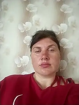 SaraDeer31 online show from April 2026 01:05:02 PM