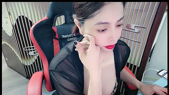 Snapshot of Hot_bbaby chatting on June 2026 04:13:01 AM Hot bbaby online show from June 2026 04:13:01 AM