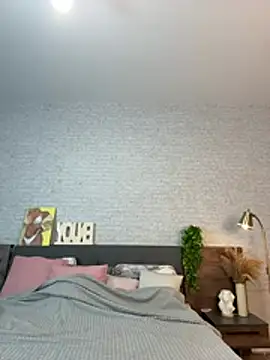 Snapshot of KimEvanss chatting on June 2026 05:34:01 AM KimEvanss online show from June 2026 05:34:01 AM