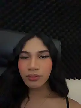 slutty aki online show from June 2026 04:36:02 AM