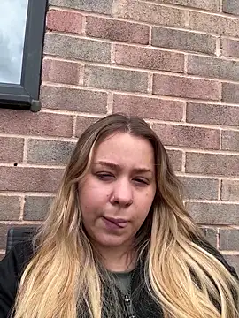 Snapshot of OliviaJadeXx chatting on May 2026 10:47:01 AM OliviaJadeXx online show from May 2026 10:47:01 AM
