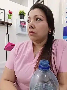 Snapshot of SARA_21- chatting on July 2026 01:04:02 PM SARA 21- online show from July 2026 01:04:02 PM