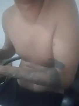 Snapshot of diieeg0o chatting on April 2026 03:57:01 AM diieeg0o online show from April 2026 03:57:01 AM