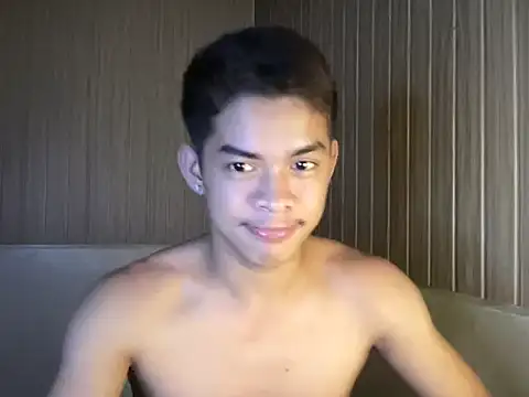 yourhotasian jhonpol16 online show from May 2026 04:48:02 PM