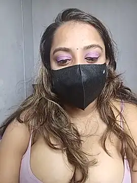 Snapshot of Suger_Lips_99 chatting on July 2026 02:42:02 PM Suger Lips 99 online show from July 2026 02:42:02 PM