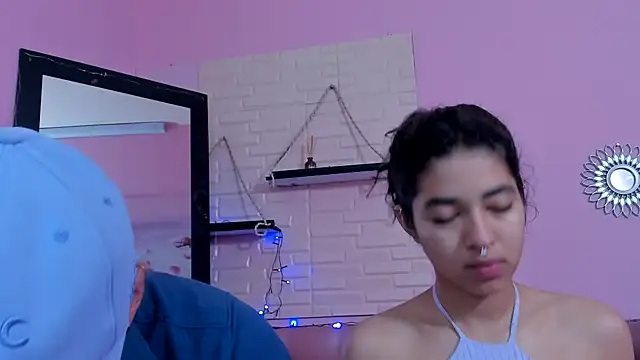 Snapshot of Aronandmoli69 chatting on June 2026 01:21:02 PM Aronandmoli69 online show from June 2026 01:21:02 PM